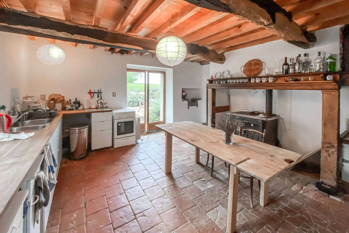 Propriété en pierre avec piscine - photo 9