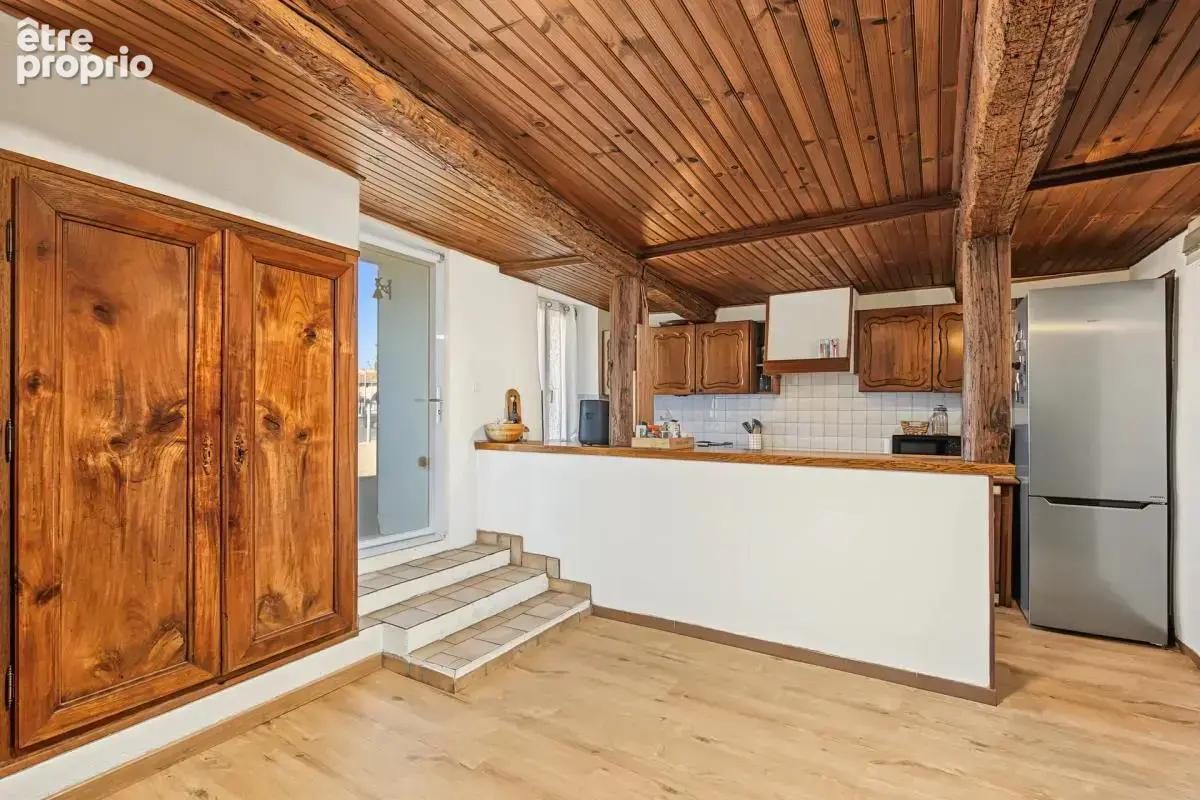 Maison de 5 pièces de 131 m² à Morières-lès-Avignon - photo 2