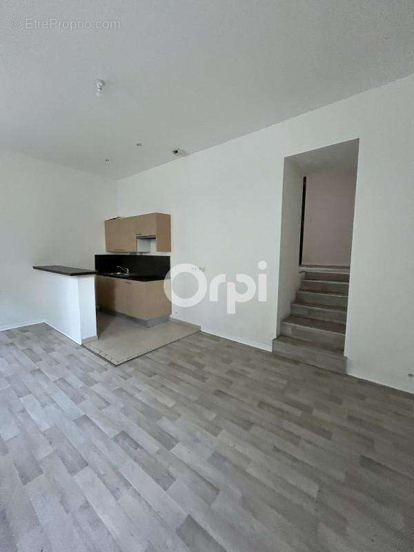 Appartement à TERRASSON-LAVILLEDIEU