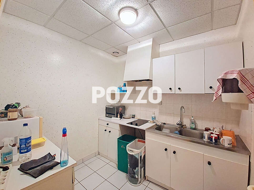 Commerce à PONTORSON