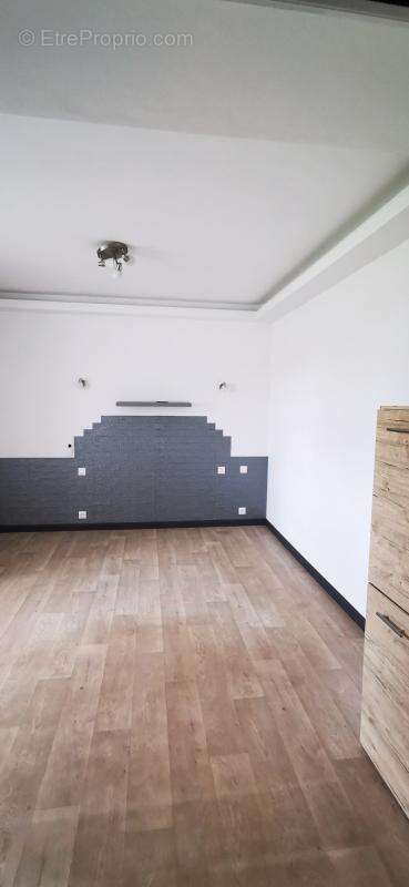 Maison à SAINT-AUBIN-DU-CORMIER