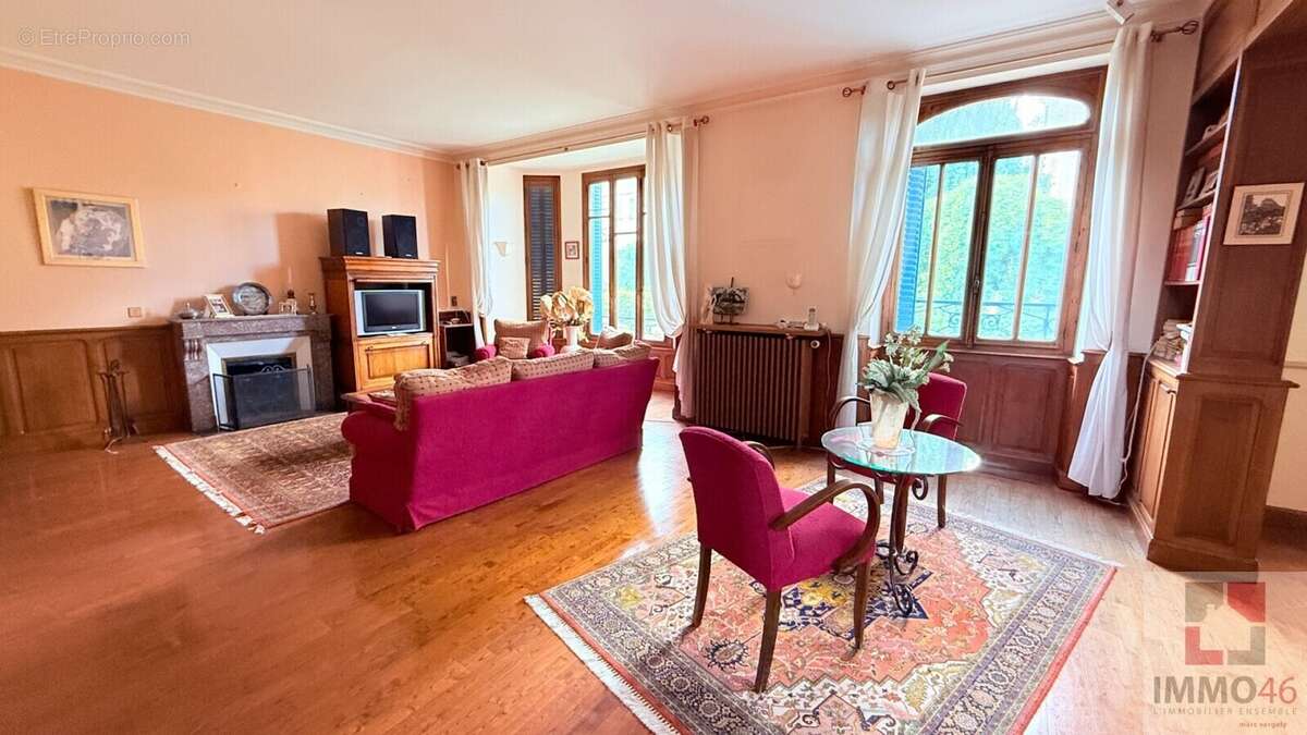 Maison 184 m² à Gramat  - photo 7