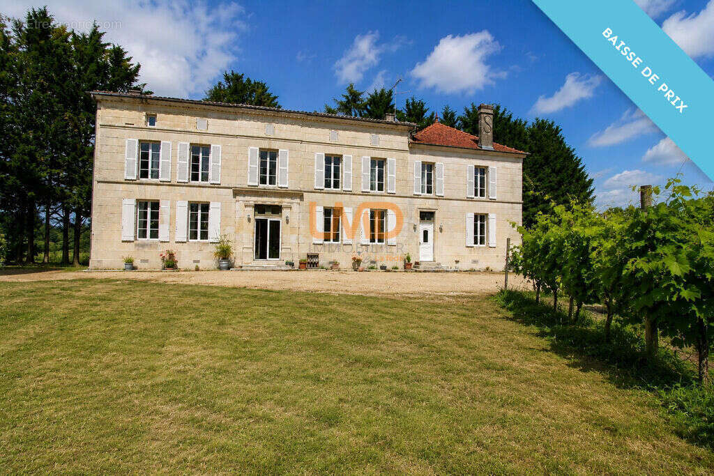 Ensemble immobilier à rénover - photo 2
