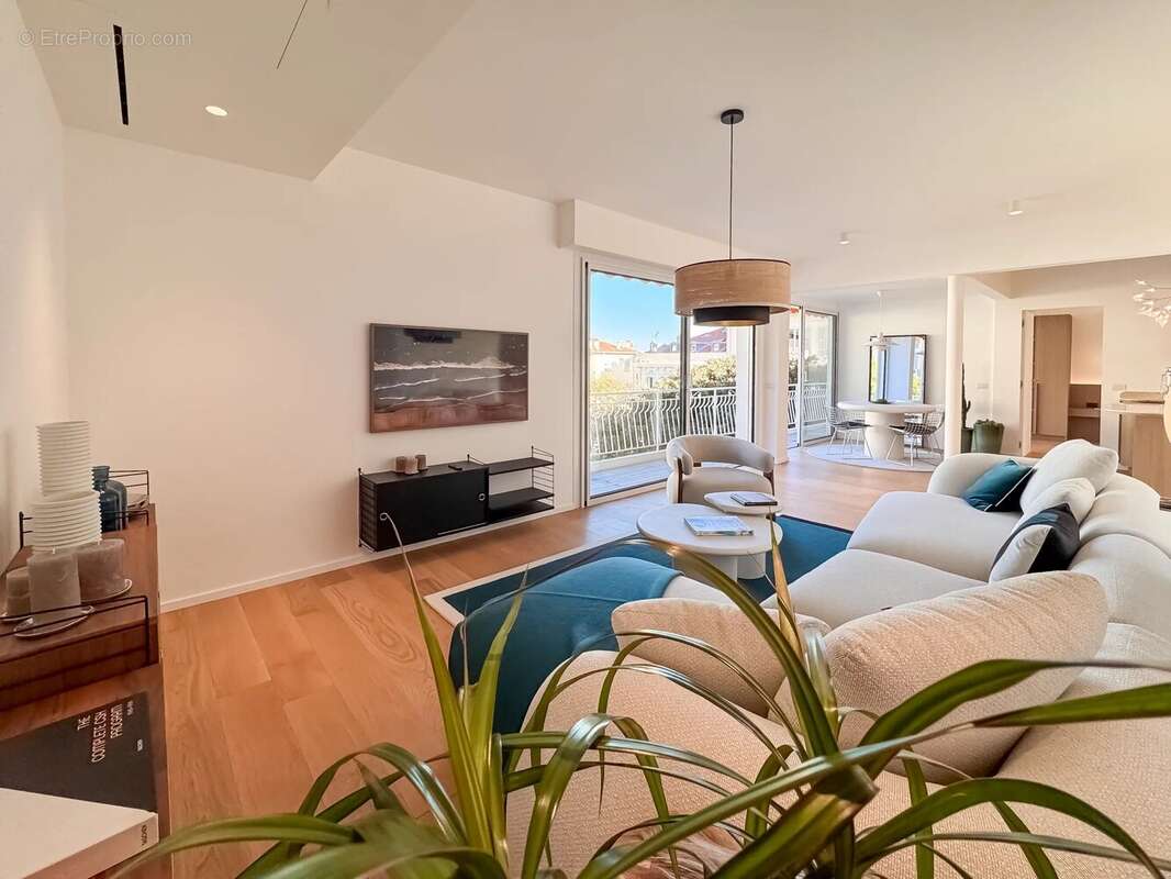 Appartement à BEAULIEU-SUR-MER