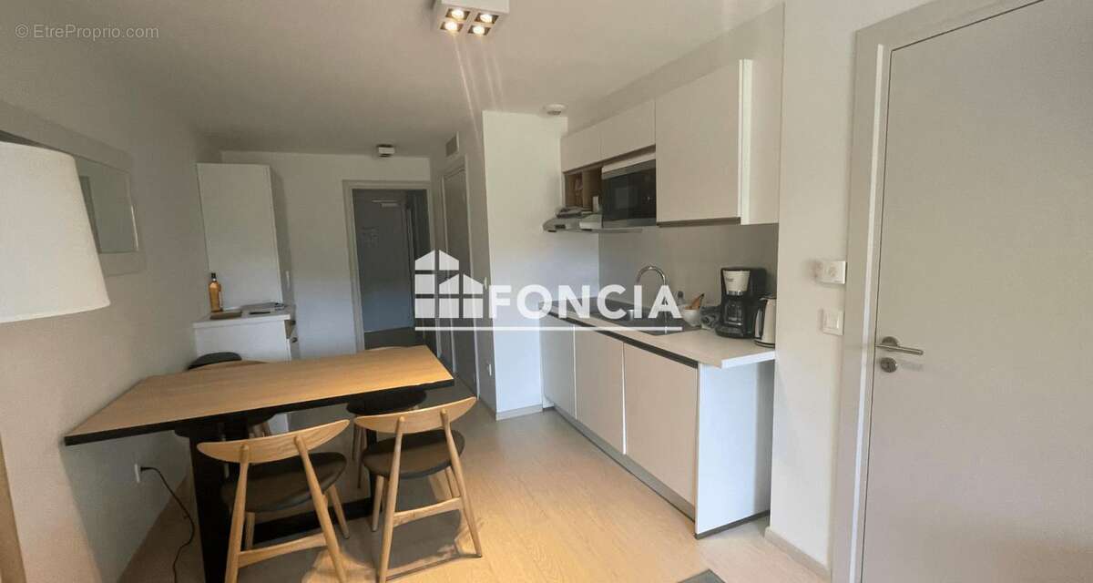 Appartement à VENCE