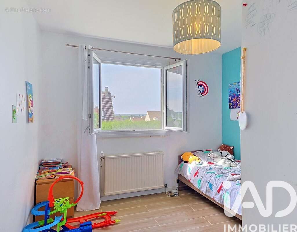 Maison 125 m² à Anet  - photo 5