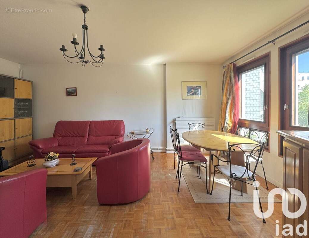 Photo 3 - Appartement à SURESNES