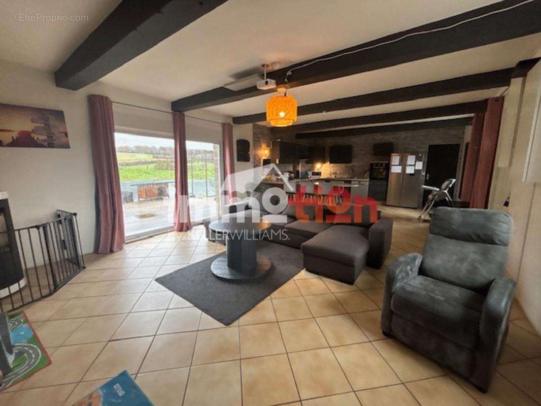 Maison à SAINT-MARTIN-EN-CAMPAGNE