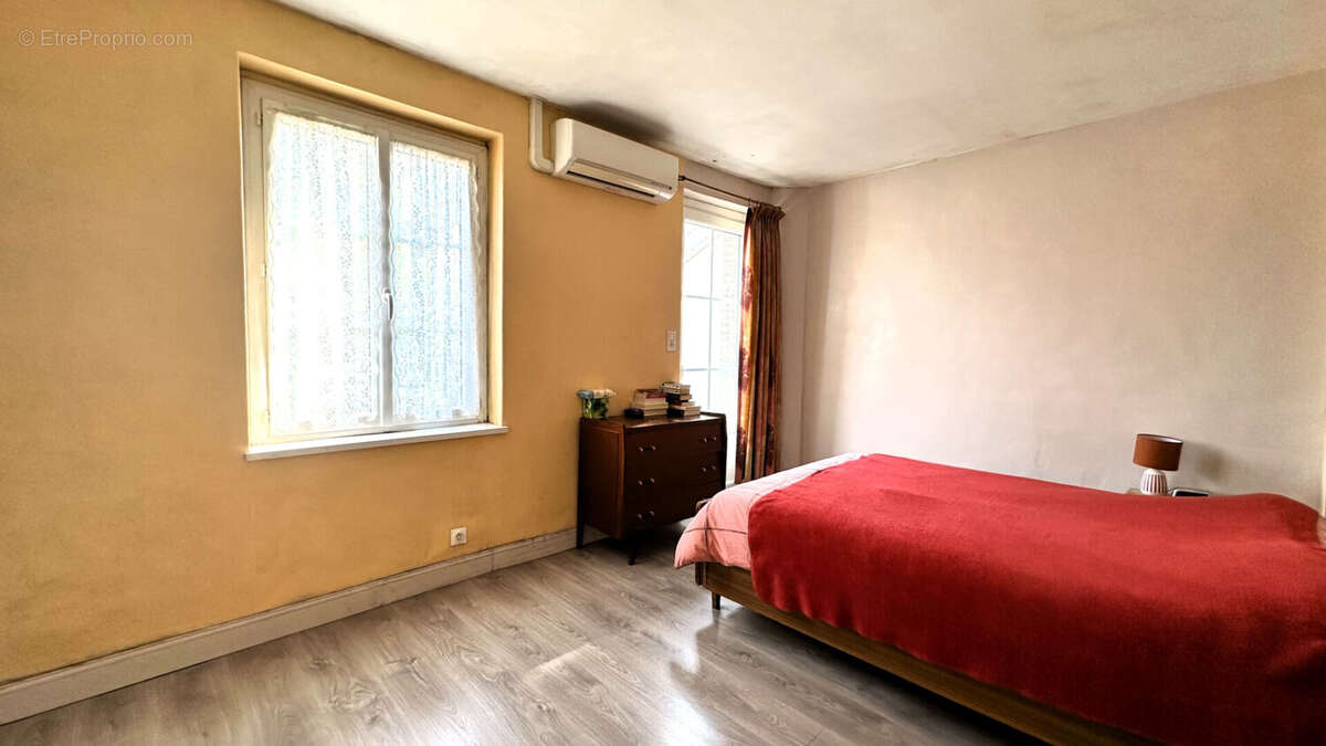 Maison à LE THIEULIN