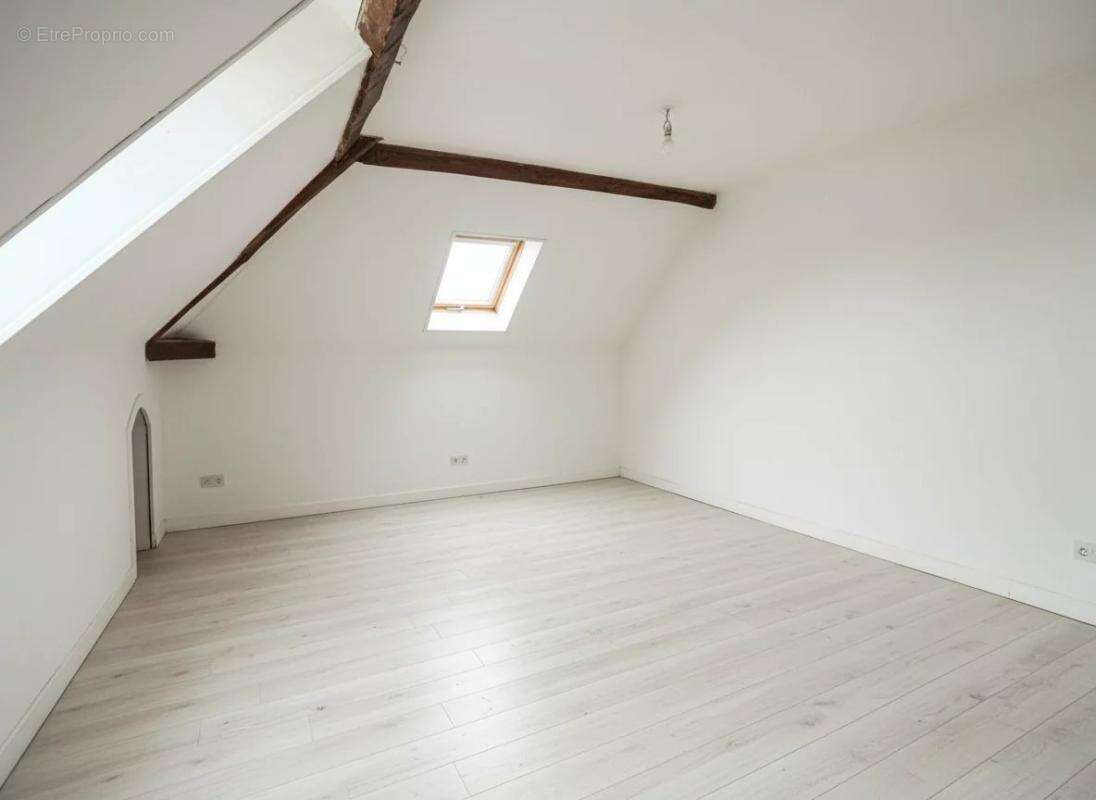 Maison à CHAUMONT-EN-VEXIN