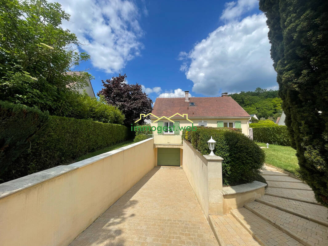 Maison à BLAINCOURT-LES-PRECY