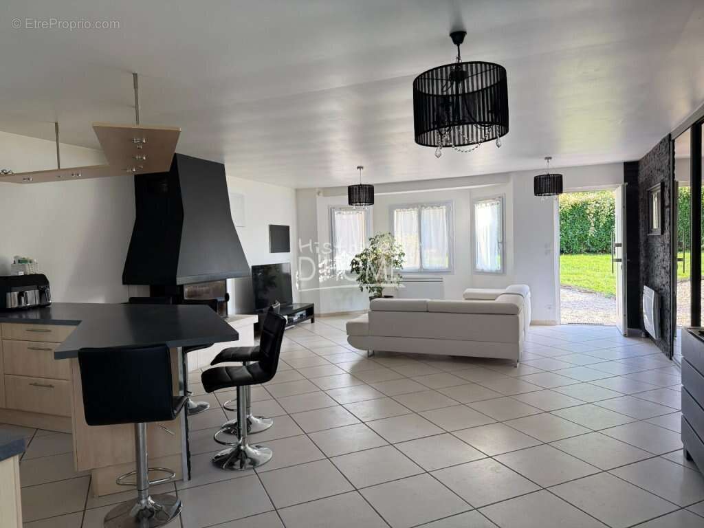 Maison à ROZAY-EN-BRIE