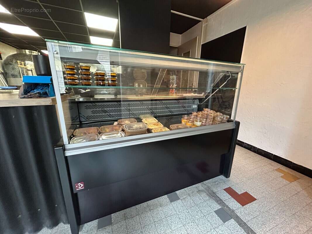 Commerce à HAUTERIVES