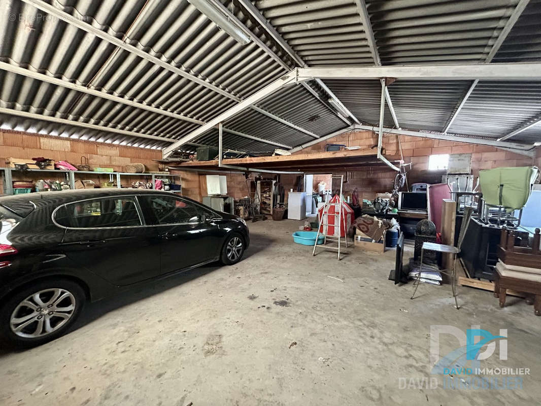 Maison à ESPONDEILHAN