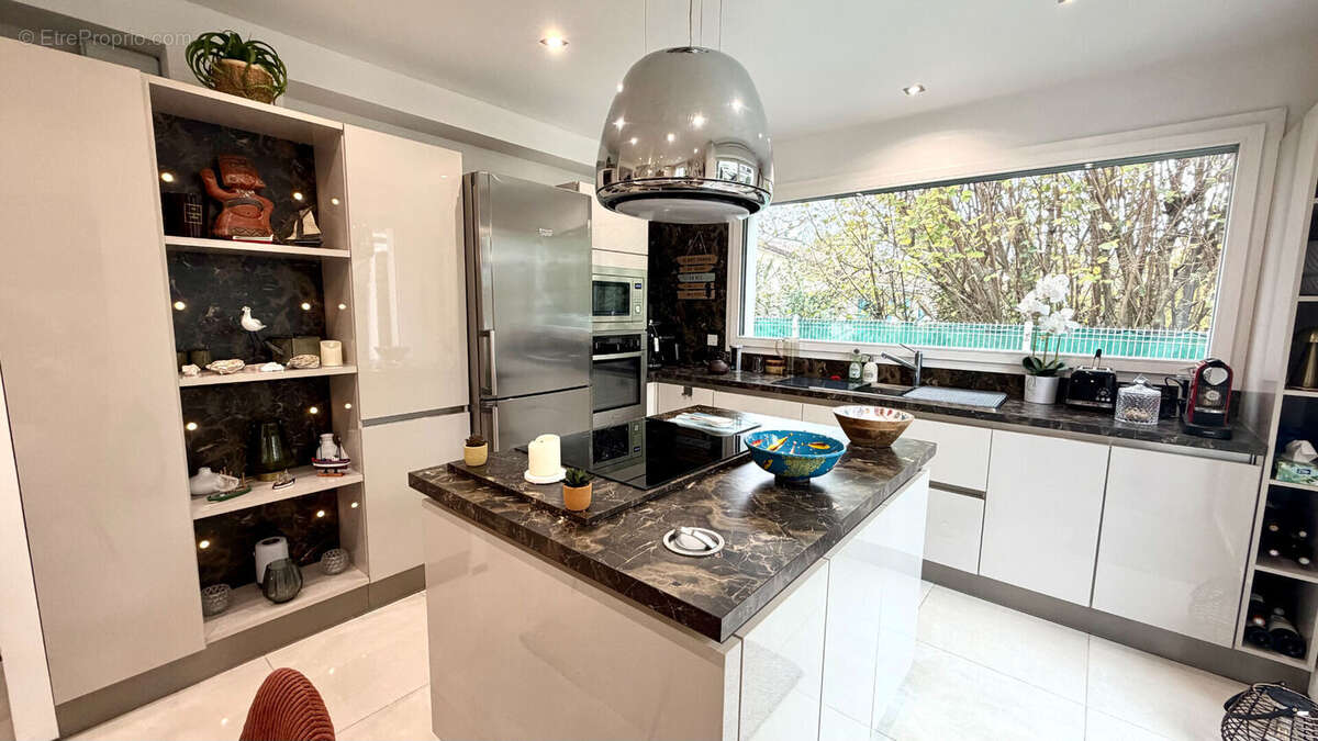 Maison à GUJAN-MESTRAS