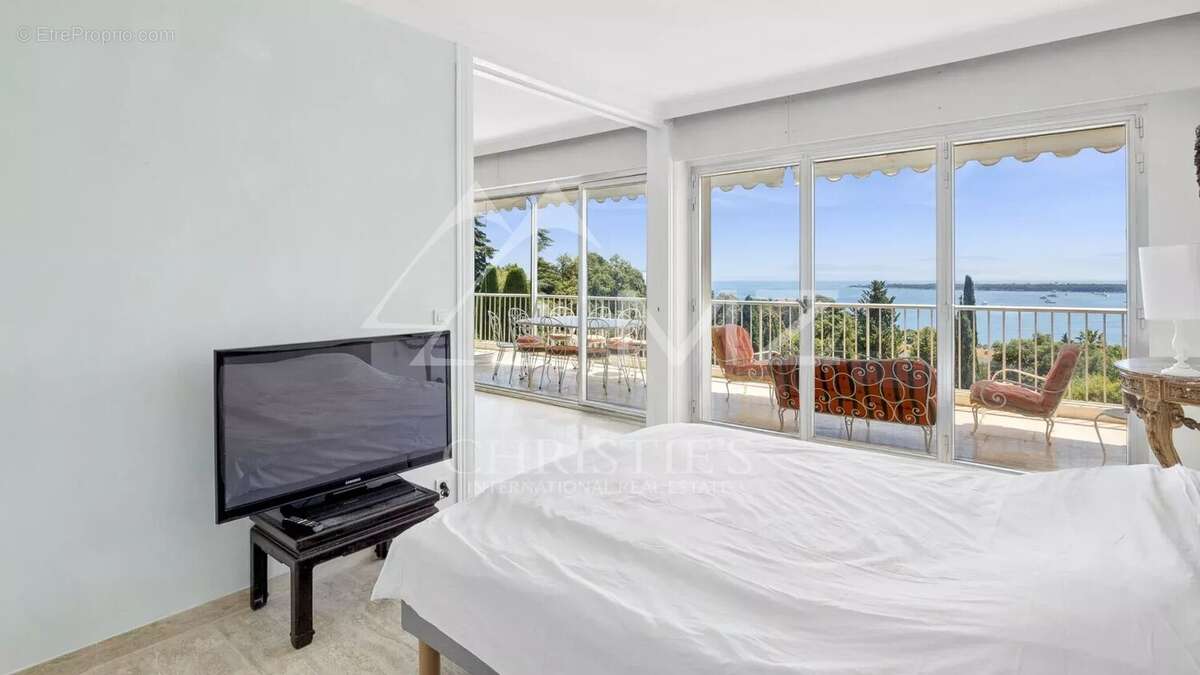 Appartement a fort potentiel dans le quartier prisé de la Californie - photo 6