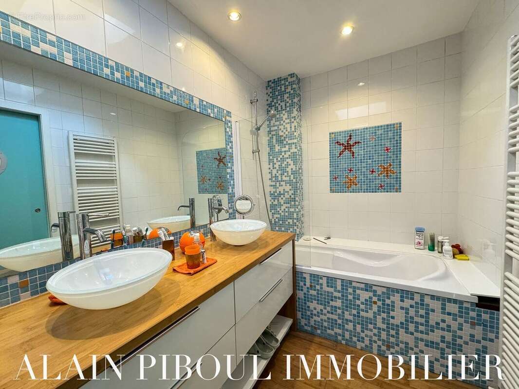 Maison à CASTELGINEST