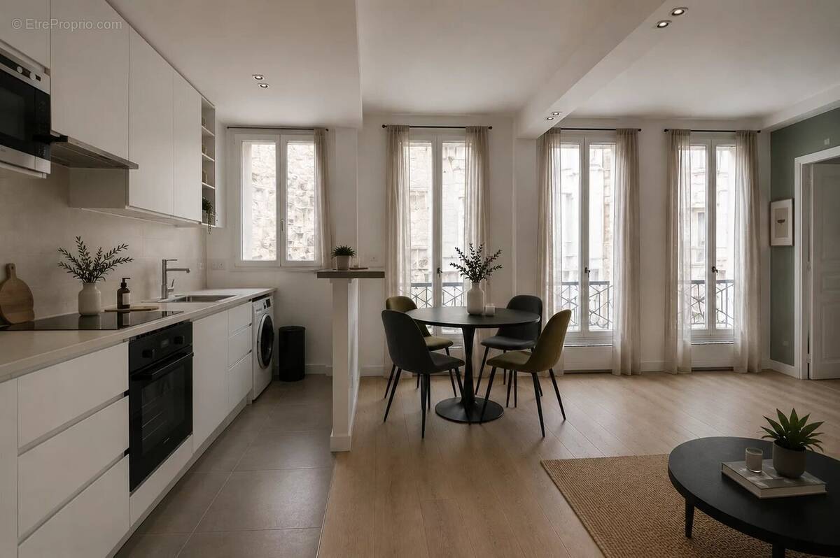 Appartement à PARIS-17E