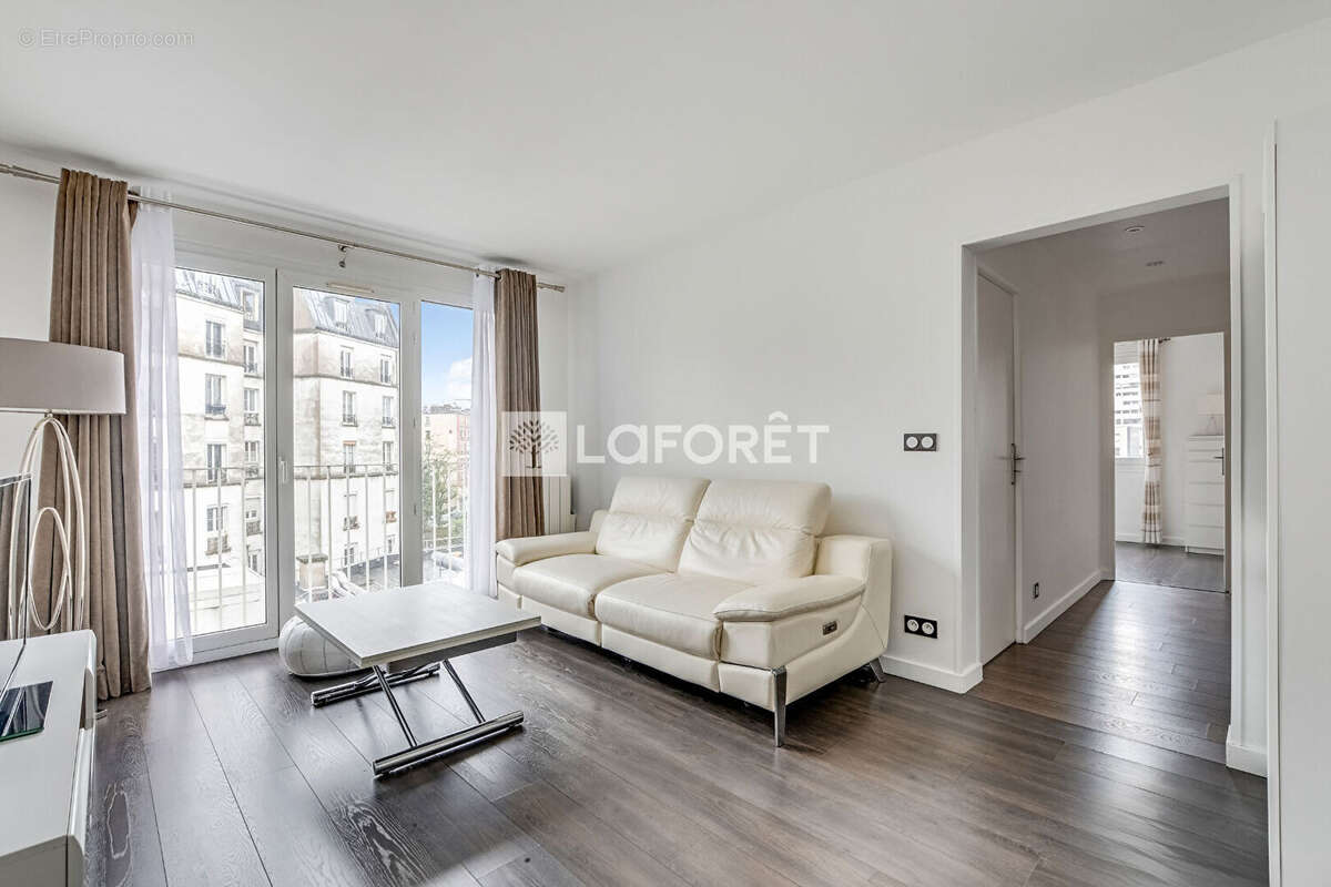 Appartement à PARIS-12E
