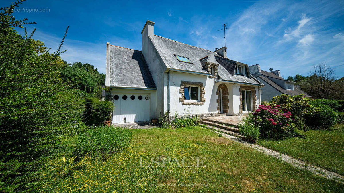 Entre golf, plage, Port et bourg à pied ? une adresse rare à personnaliser - photo 4