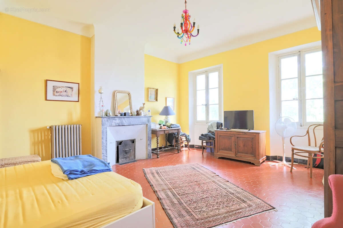 Maison à LA VALETTE-DU-VAR