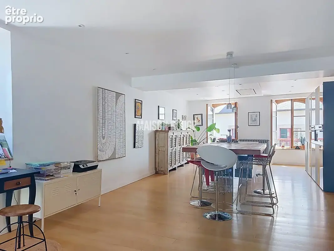 Exclusivité Maison Rouge , Loft de prestige de près de 200 m² avec vue exceptionnelle sur un monument historique en hyper centre - photo 4