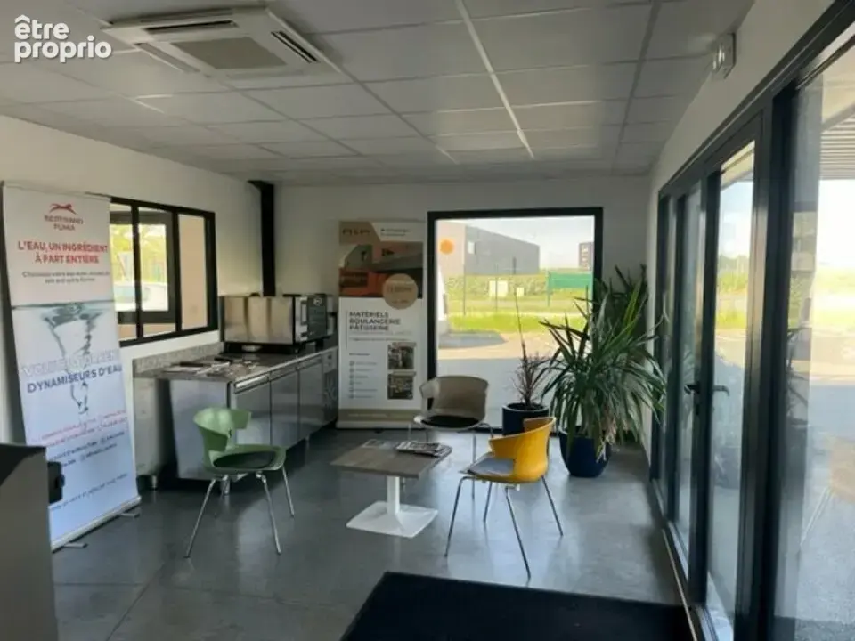 Local d'activite à vendre - photo 10