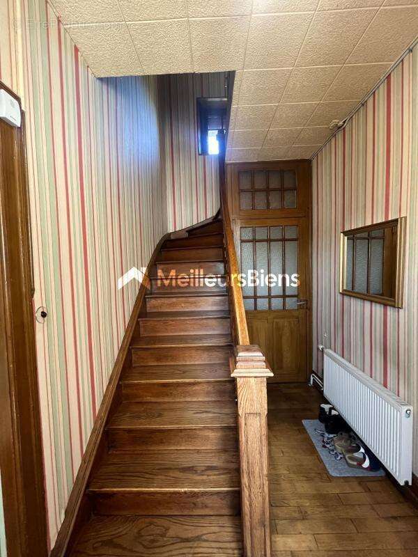 Ensemble immobilier de 187 m² composé de deux maisons mitoyennes - photo 7