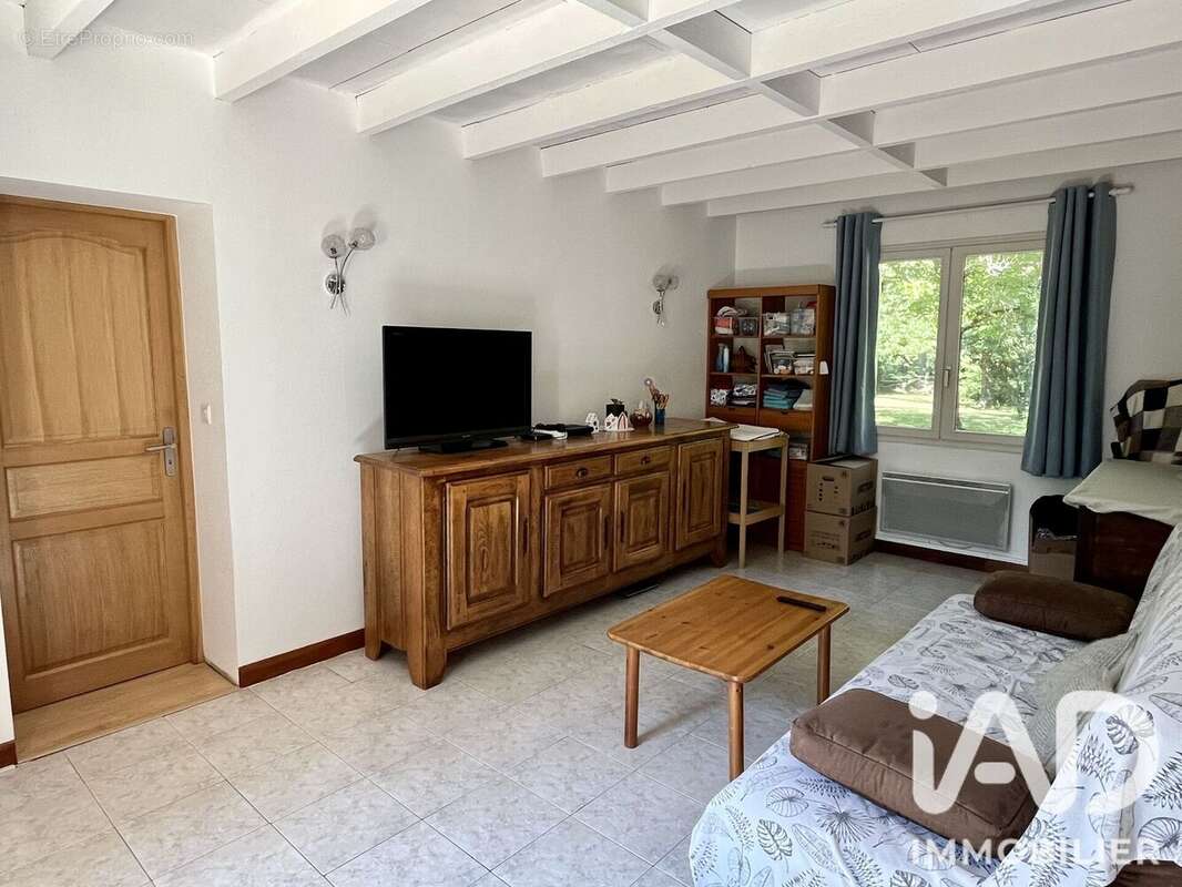 Maison 120 m² à Auxon  - photo 8