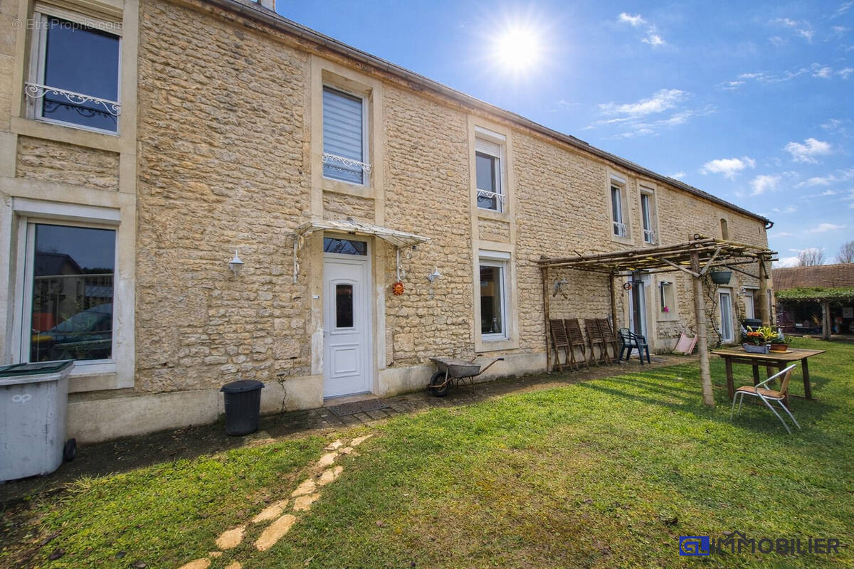 Maison à GRAINVILLE-LANGANNERIE