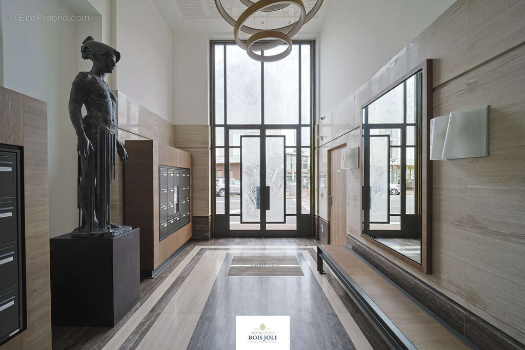 Appartement à ISSY-LES-MOULINEAUX