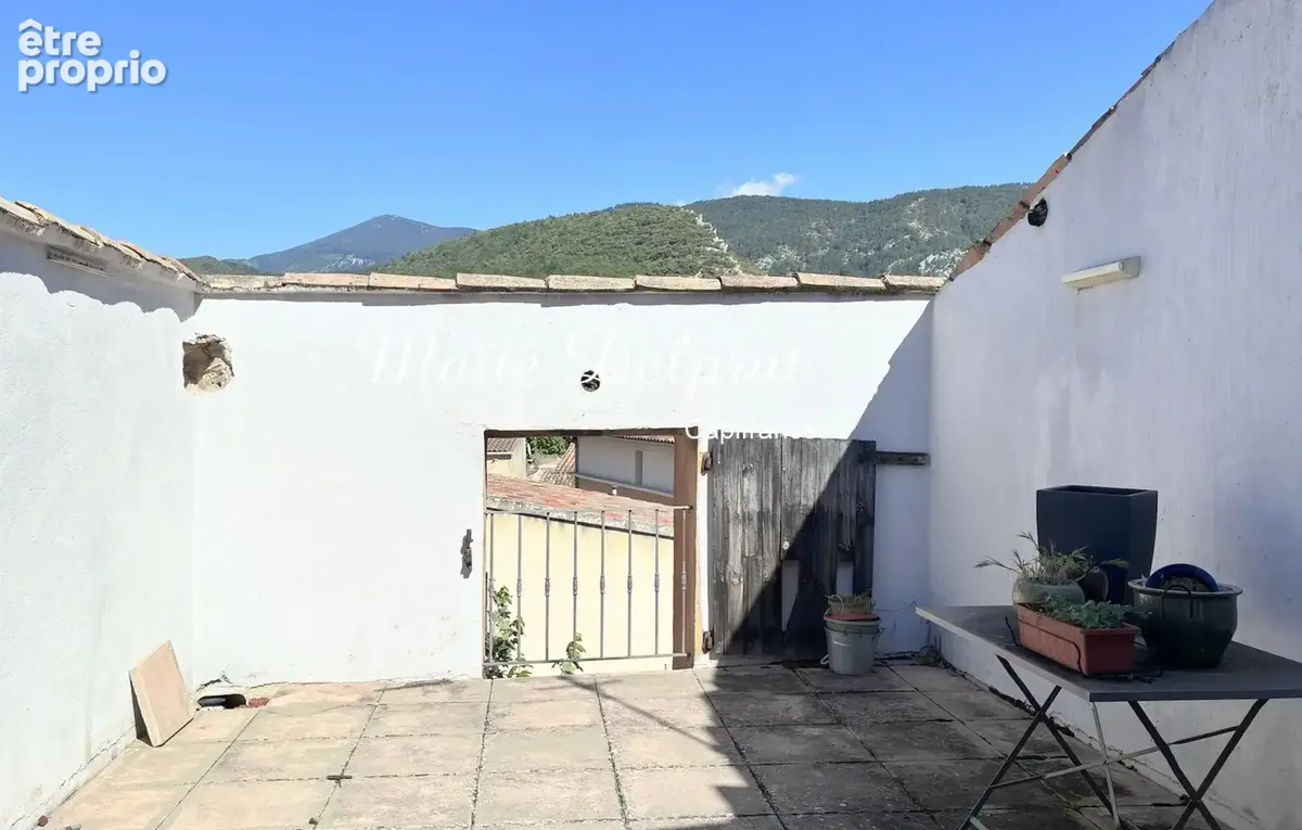 Au pied du Ventoux – Maison de charme à vendre avec terrasse panoramique et studio indépendant - MALAUCENE (84) - photo 16