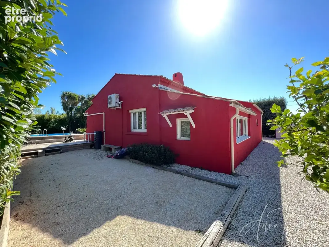 Dpt Var (83), à vendre HYERES Villa sans vis à vis- 1000m² de terrain - 3 chambres  - piscine - jardin - GARAGE - photo 24