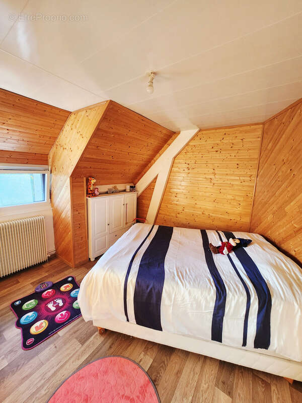 Maison à BREUILPONT