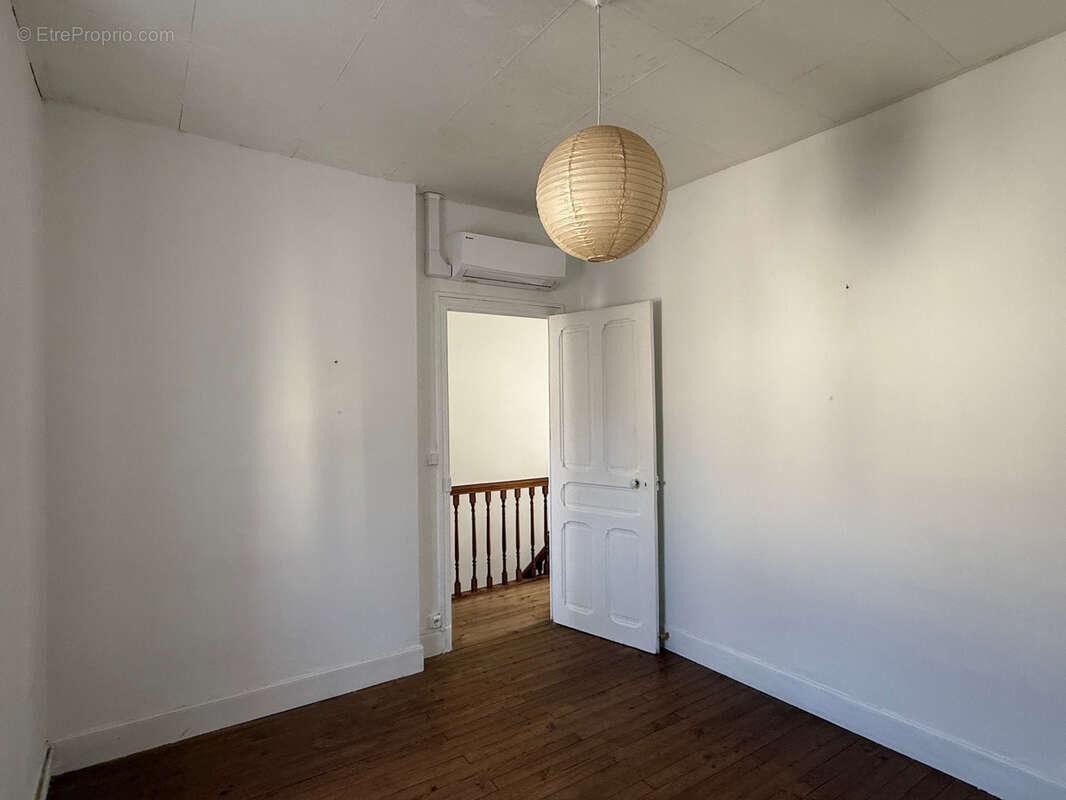 Maison à SAINT-MARTORY