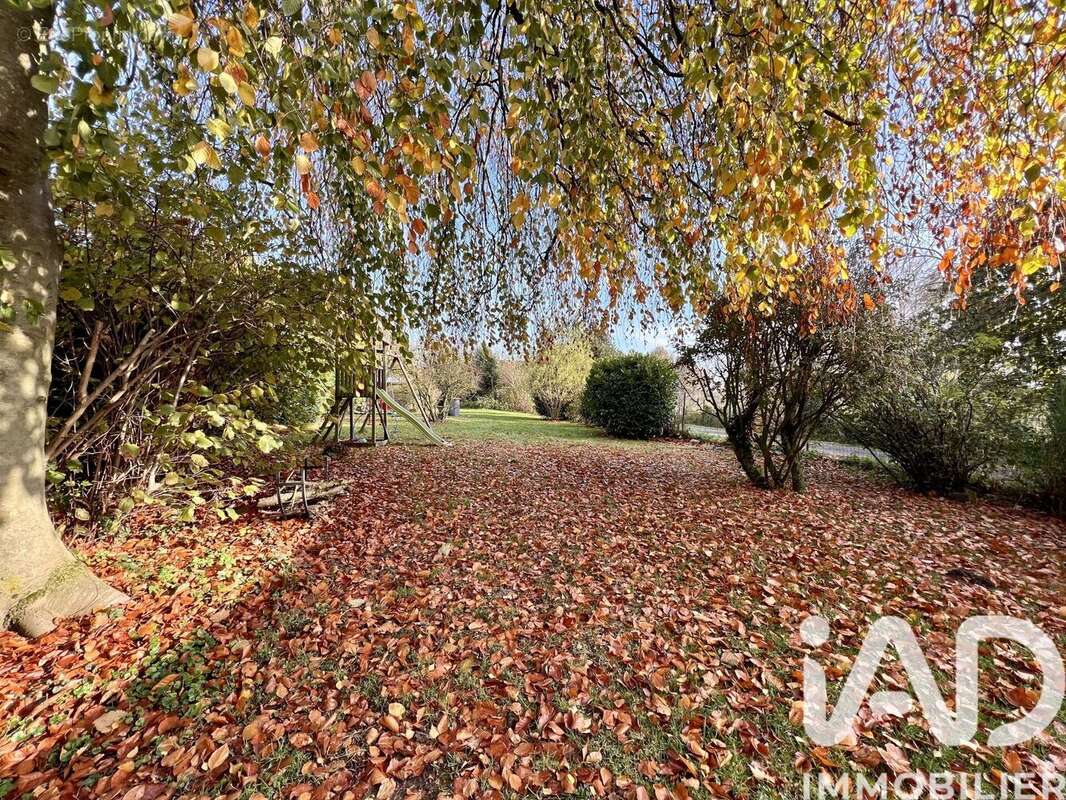 Photo 2 - Maison à SECLIN