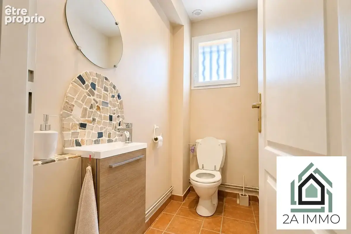 Maison 5 pièces 100 m² à vendre à Saint-Pierre-Roche (63210) - photo 4