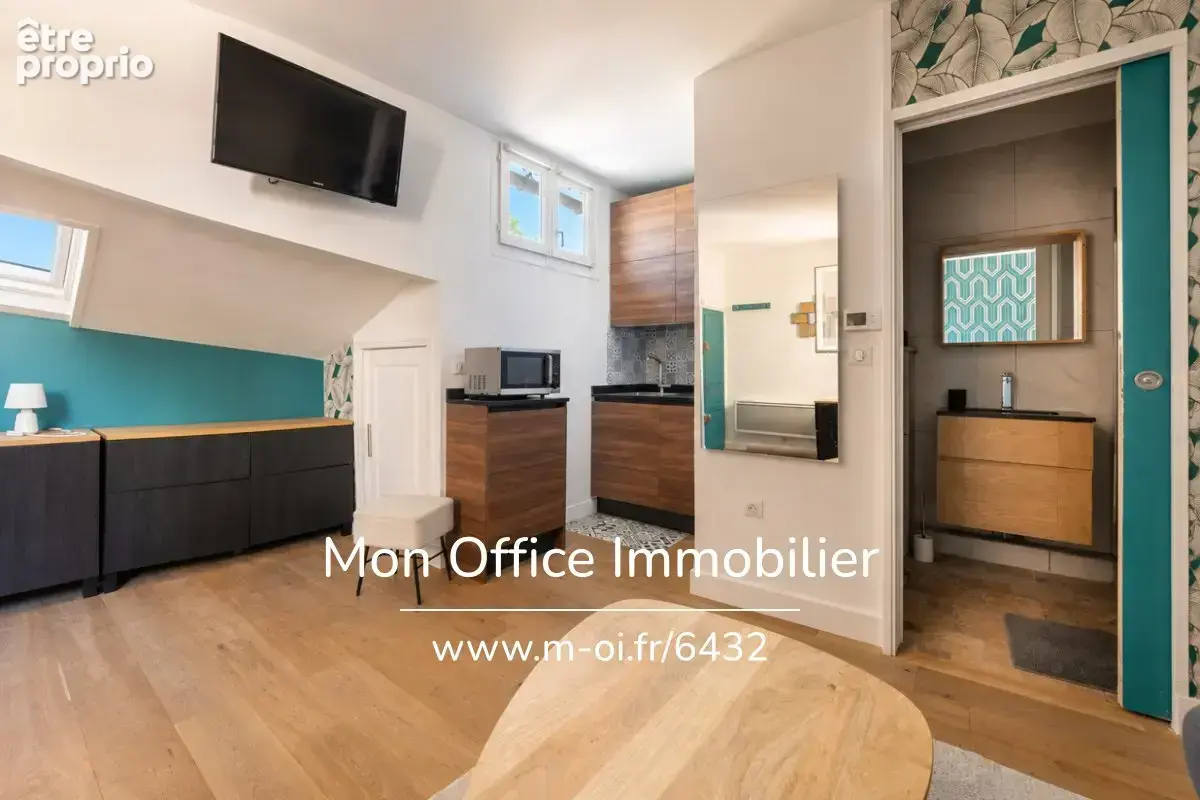 Référence : 6432-ETH. - Exclusivité - Appartement - 23m2 - Rue Manuel - Dernier étage - Aix-en-Provence - photo 2