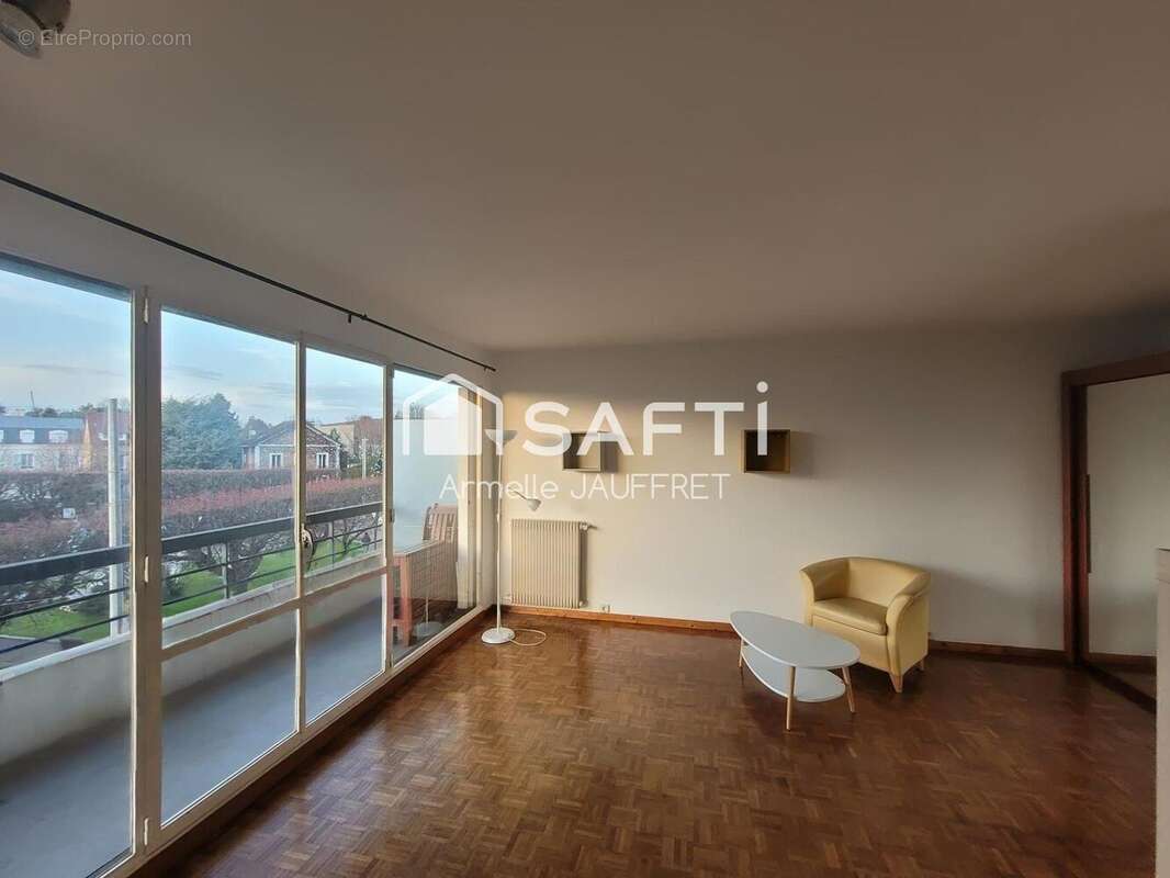 Photo 2 - Appartement à SOISY-SOUS-MONTMORENCY