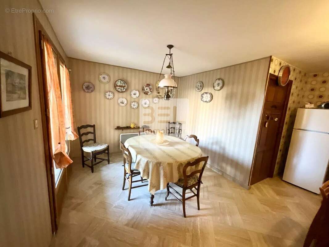 Maison à BAGNOLS-SUR-CEZE