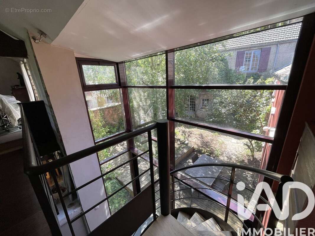 Photo 8 - Maison à MEZIERES-SUR-SEINE