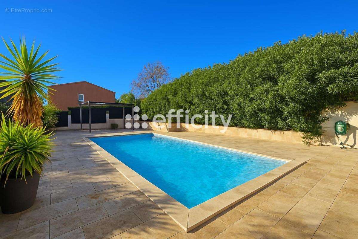 Maison à GIGNAC-LA-NERTHE