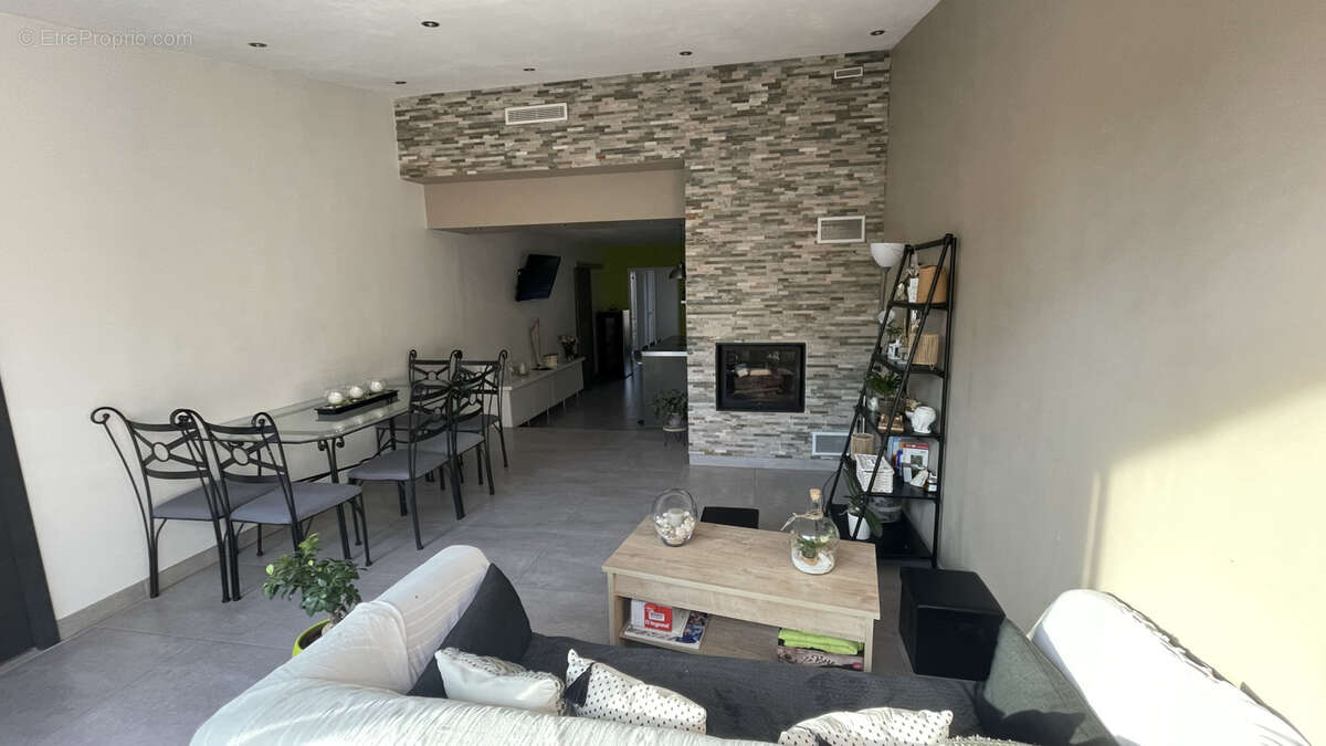 Appartement à CHABEUIL