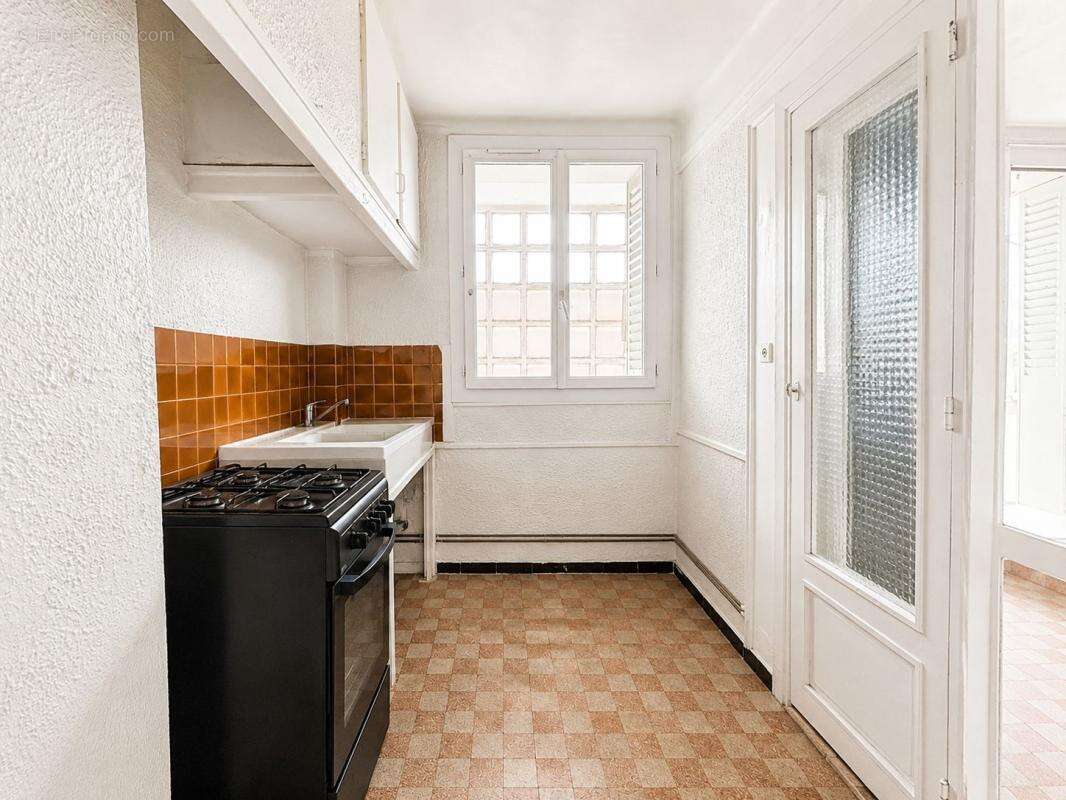 Appartement à MARSEILLE-9E