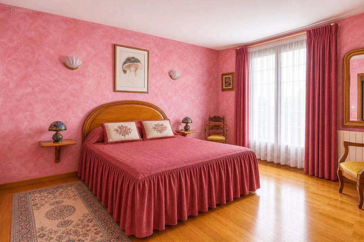Maison à MEZY-SUR-SEINE