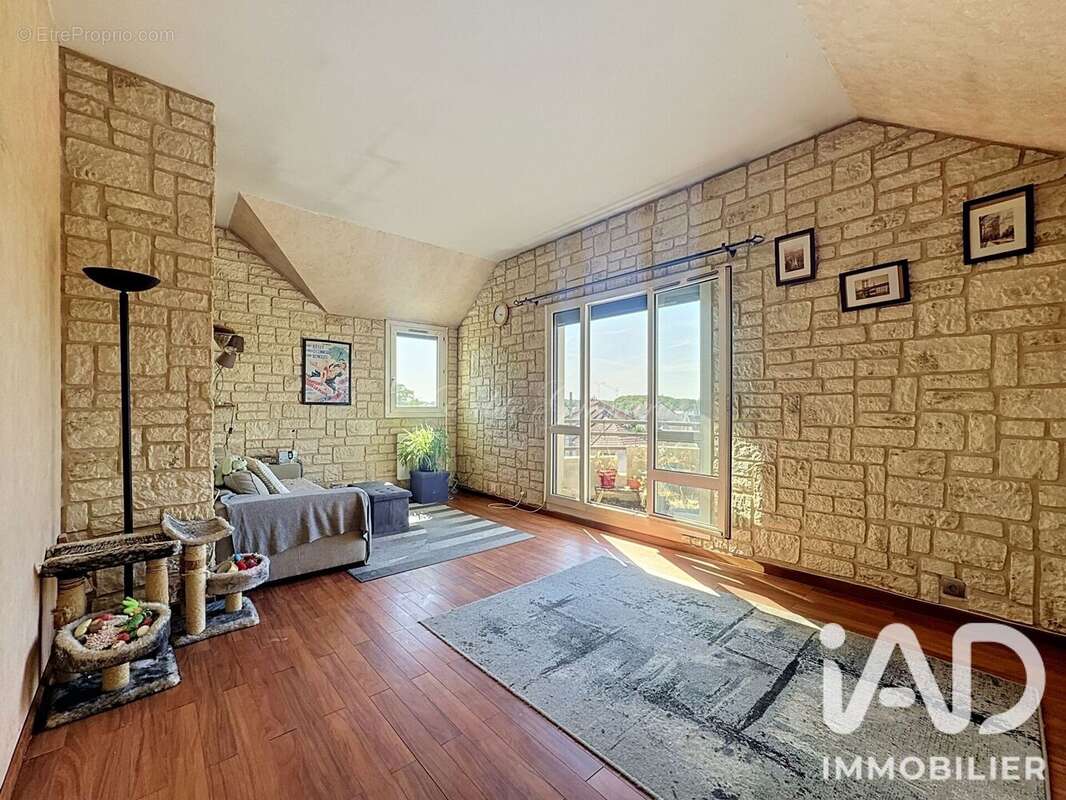 Photo 2 - Appartement à BEAUCHAMP