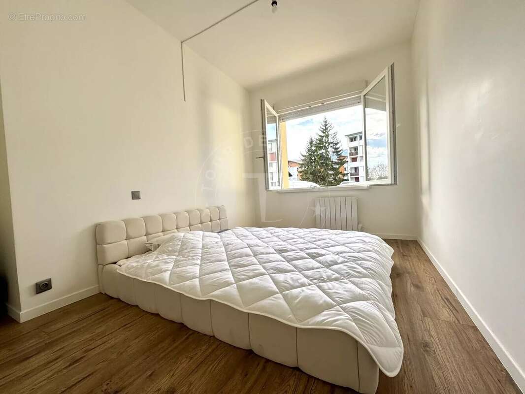 Appartement à ALBERTVILLE