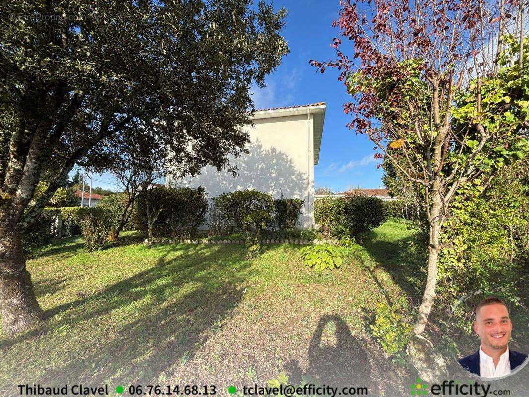 Maison à SAINT-YRIEIX-SUR-CHARENTE