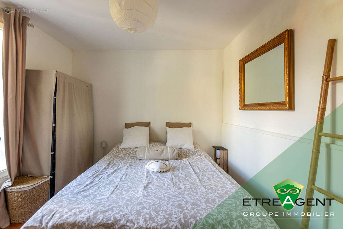 Appartement à CHANTELOUP-LES-VIGNES