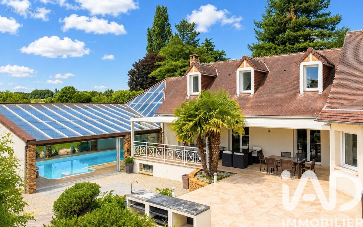 Photo 1 - Maison à YVRE-L'EVEQUE